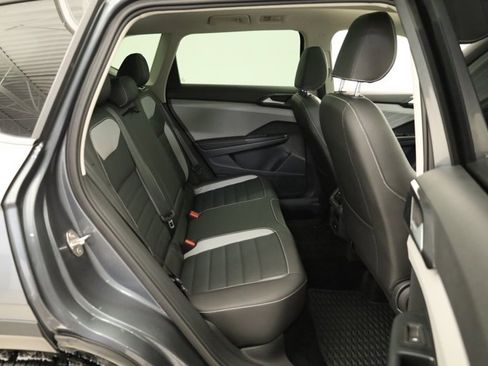 Certified 2024 Volkswagen Taos SEL image 34