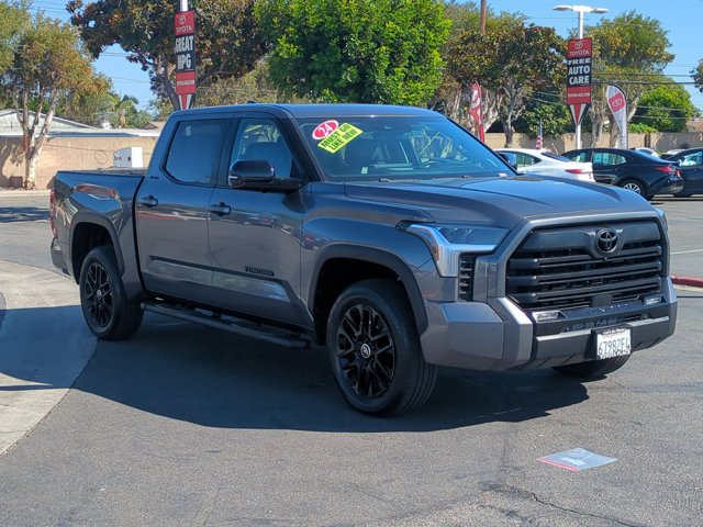 Used 2024 Toyota Tundra Limited AWD/4WD image 3