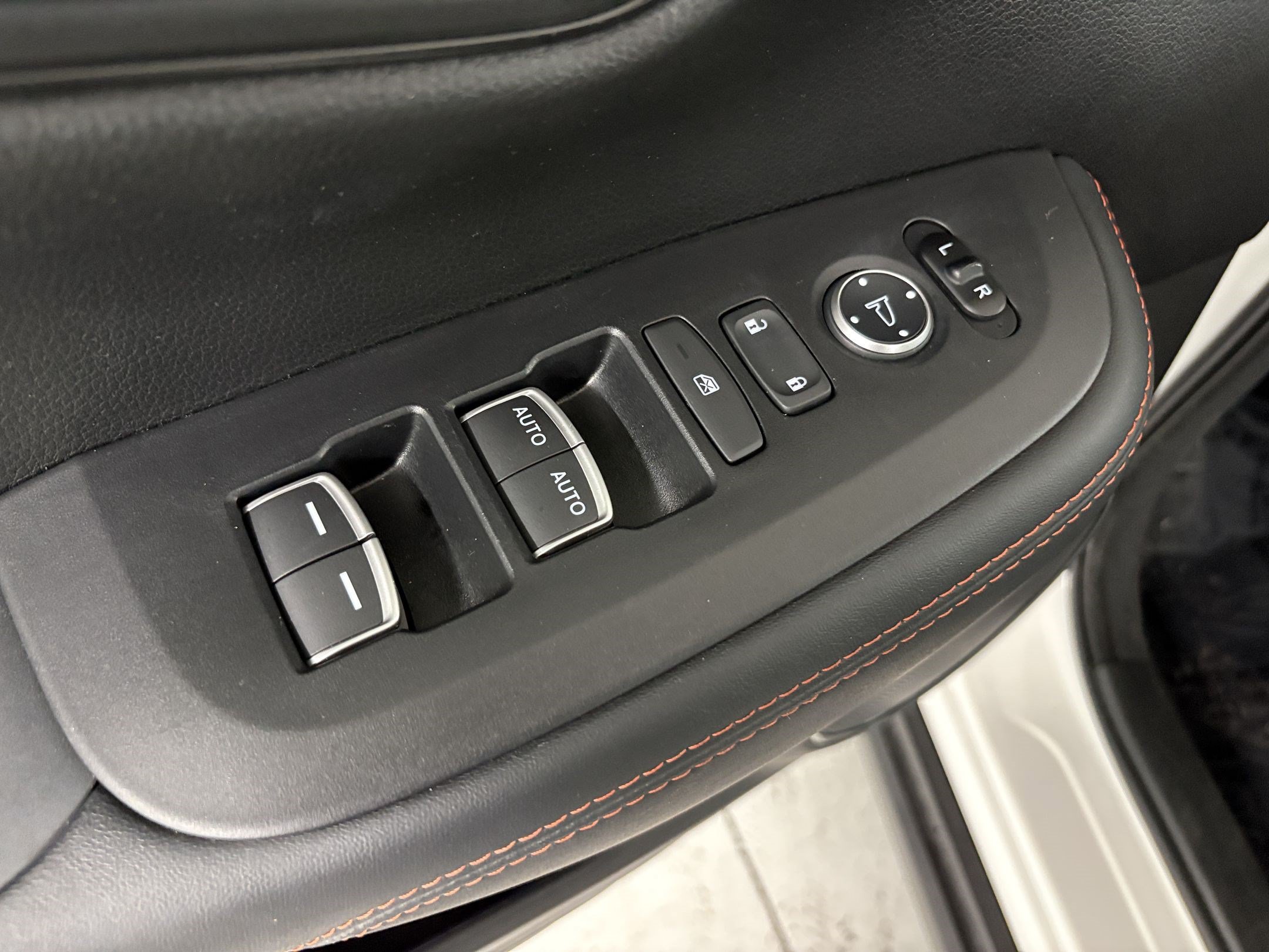 Used 2026 Honda HR-V Sport image 27
