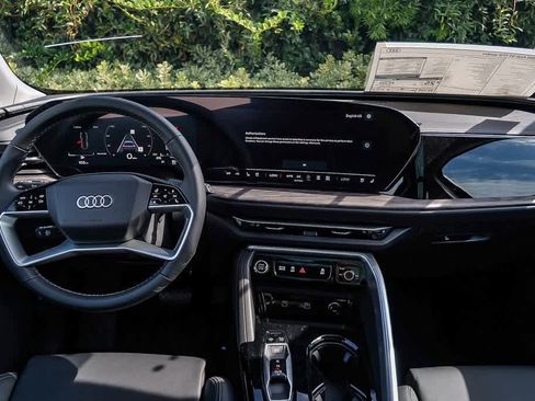 New 2025 Audi Q5 Premium Plus image 12
