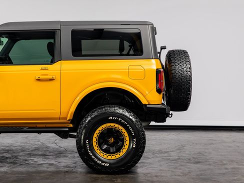 Used 2022 Ford Bronco Outer Banks AWD/4WD image 13