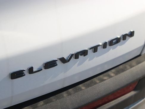 New 2025 GMC Acadia Elevation w/ Elevation Premium Package image 10