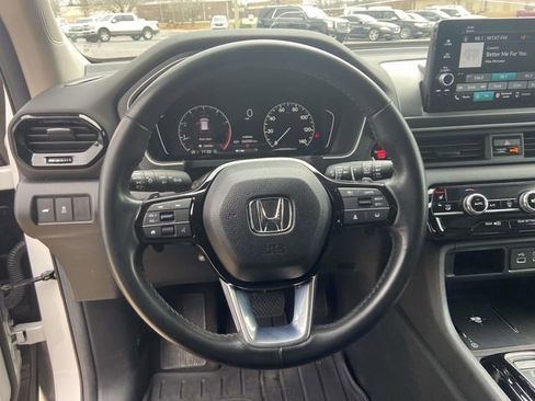 Used 2024 Honda Pilot EX-L image 13