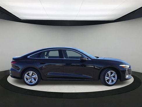 Certified 2025 Audi A5 2.0T Premium w/ Convenience Package image 8