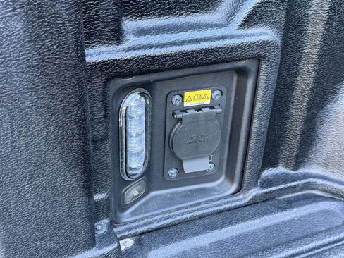 Used 2024 Ford Maverick XLT w/ XLT Luxury Package image 14