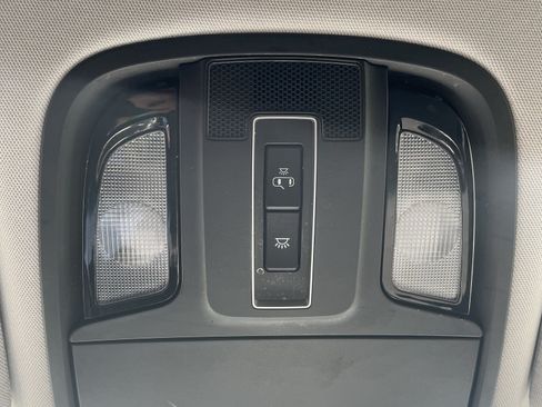 Used 2017 Kia Sorento L FWD image 32