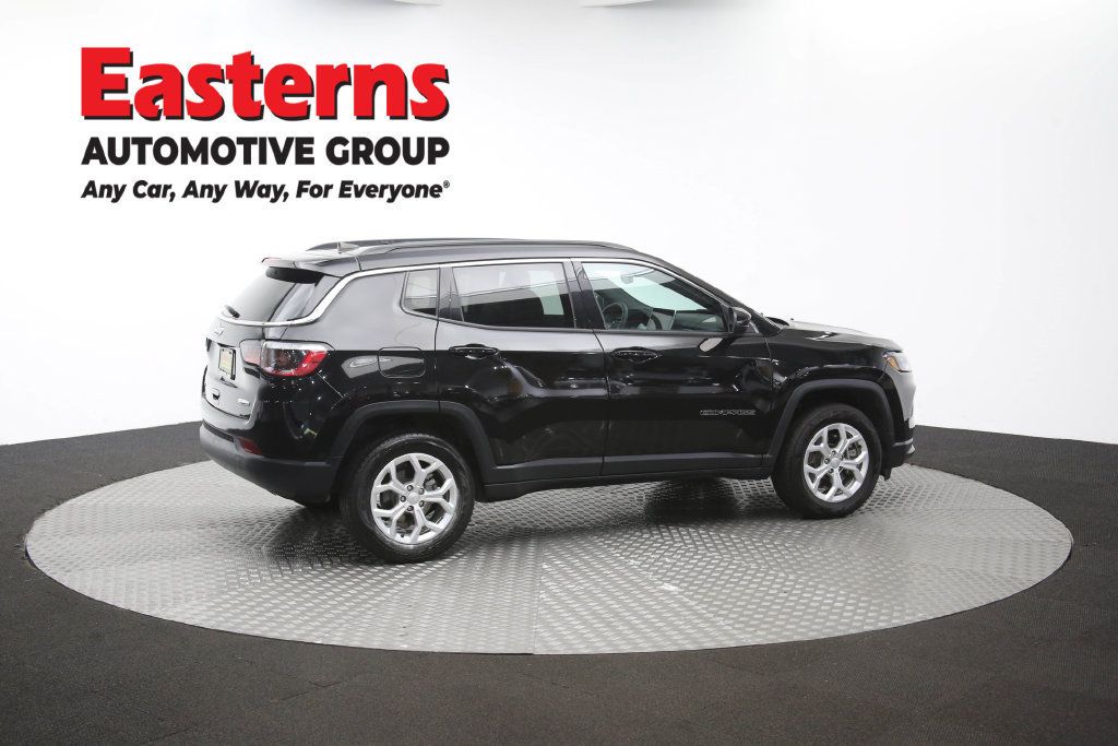 Used 2024 Jeep Compass Latitude AWD/4WD image 44