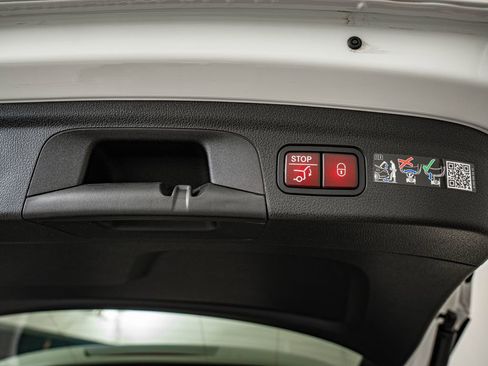 New 2026 Mercedes-Benz GLE 53 AMG 4MATIC image 41