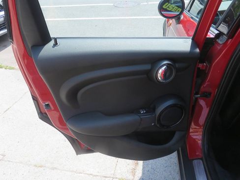 Used 2015 MINI Cooper 4-Door Hardtop FWD image 27