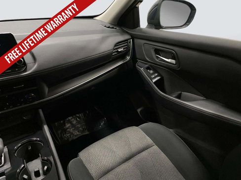 Used 2025 Nissan Rogue SV AWD/4WD image 22