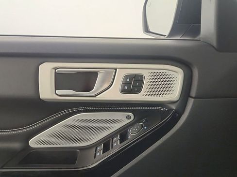 Used 2023 Ford Explorer ST w/ Equipment Group 401A image 27