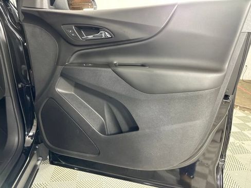 Used 2024 Chevrolet Equinox LT AWD/4WD image 24