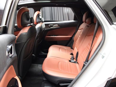 Used 2023 Kia Sportage SX image 47