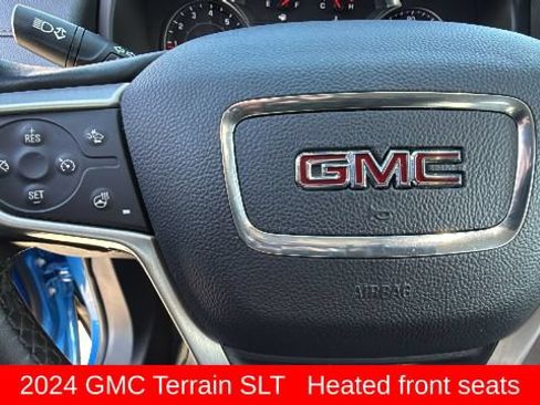 Used 2024 GMC Terrain SLT AWD/4WD image 19