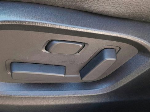 Used 2025 MAZDA CX-5 Carbon Edition image 18