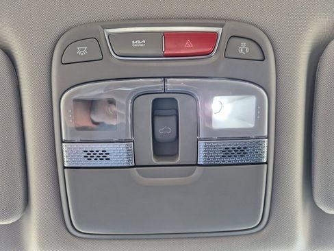 Used 2025 Kia Telluride S image 26