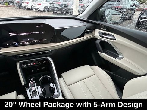 Used 2025 Audi Q5 Premium Plus w/ Premium Plus AWD/4WD image 12