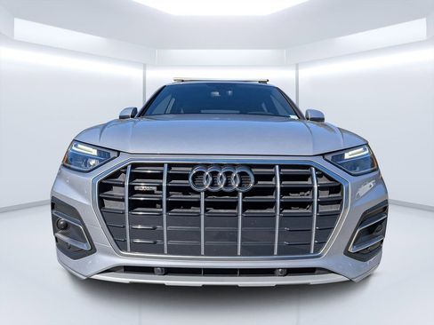 Used 2022 Audi Q5 2.0T Premium w/ Convenience Package image 8