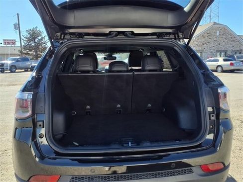 Used 2024 Jeep Compass Trailhawk image 20