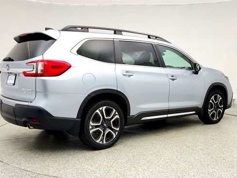 Used 2023 Subaru Ascent Limited image 5