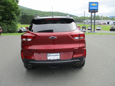 Certified 2023 Chevrolet TrailBlazer RS w/ Sun and Liftgate Package AWD/4WD image 6