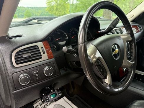 Used 2011 Chevrolet Silverado 3500 LTZ w/ LTZ Plus Package AWD/4WD image 15