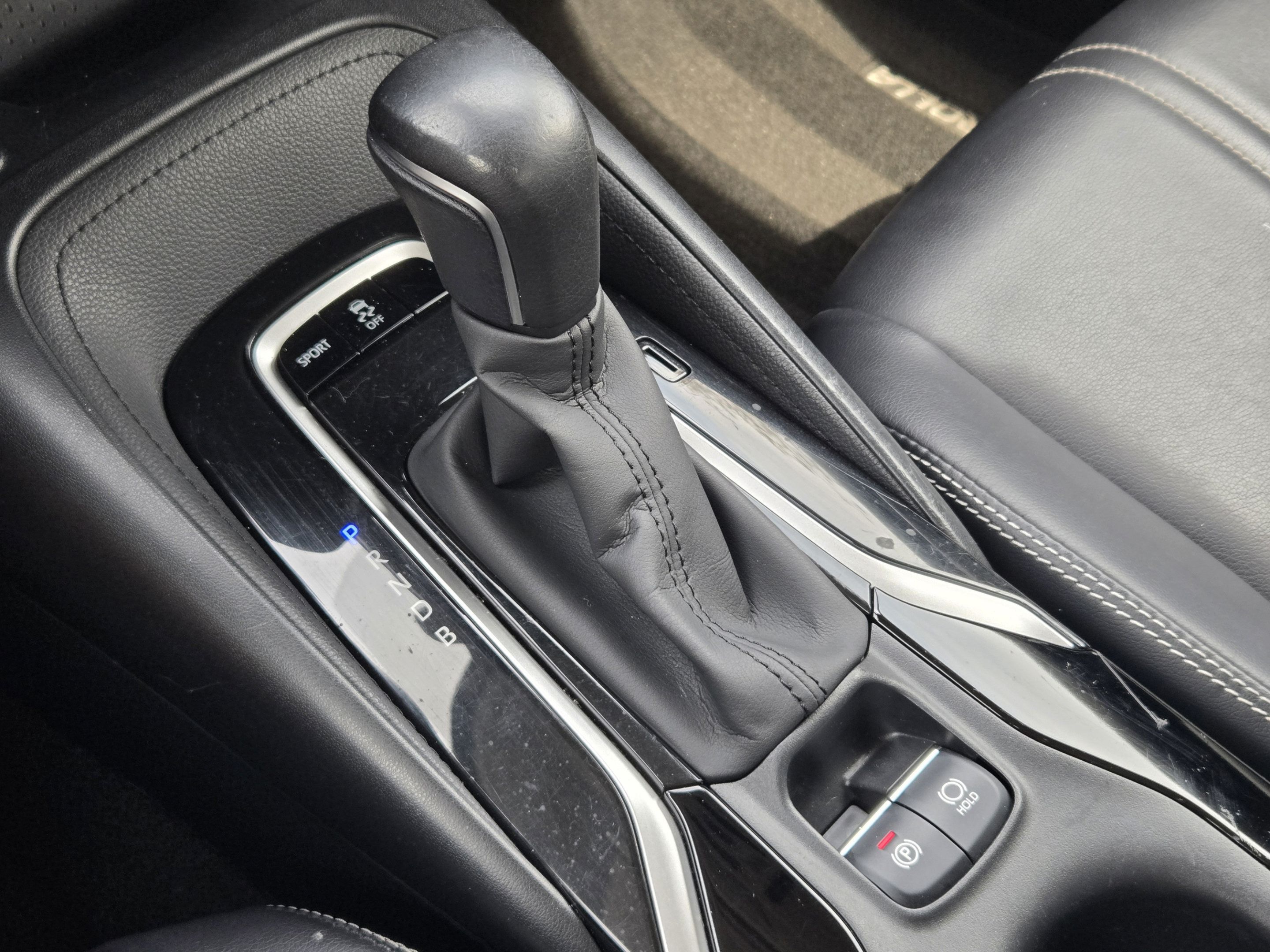 Used 2020 Toyota Corolla XLE FWD image 17