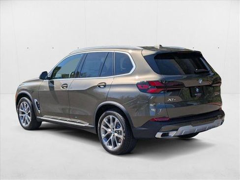 Used 2026 BMW X5 xDrive40i image 8