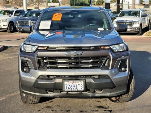 Used 2023 Chevrolet Colorado LT w/ LT Convenience Package II image 3
