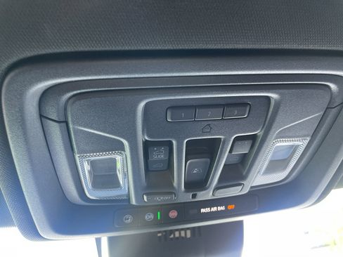 Used 2025 Chevrolet Silverado 1500 ZR2 w/ Technology Package AWD/4WD image 43