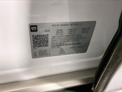 Used 2022 Buick Enclave Premium image 44