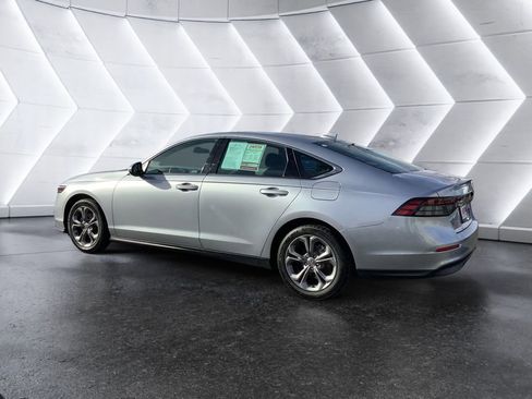 Used 2024 Honda Accord EX image 6