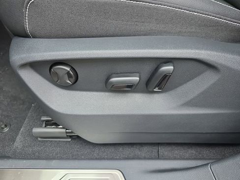 New 2026 Volkswagen Atlas SE image 27