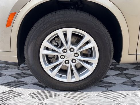 Used 2023 Cadillac XT6 Luxury FWD image 13