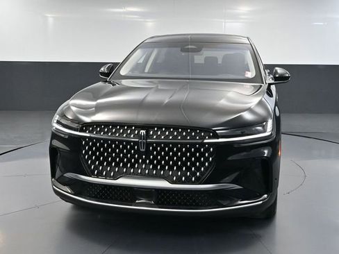 Used 2024 Lincoln Nautilus Premier w/ Equipment Group 102A image 13