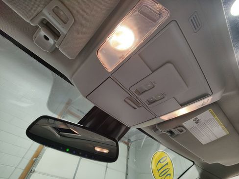 Used 2019 Toyota Tundra Limited w/ Limited Premium Package image 39