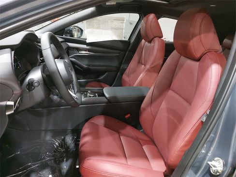 New 2026 MAZDA MAZDA3 Carbon image 13