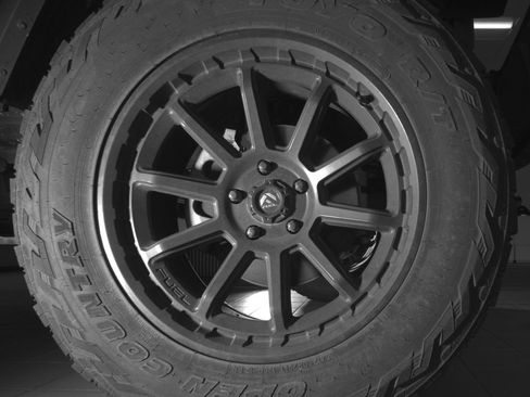 Used 2020 Jeep Wrangler Unlimited Sahara AWD/4WD image 24