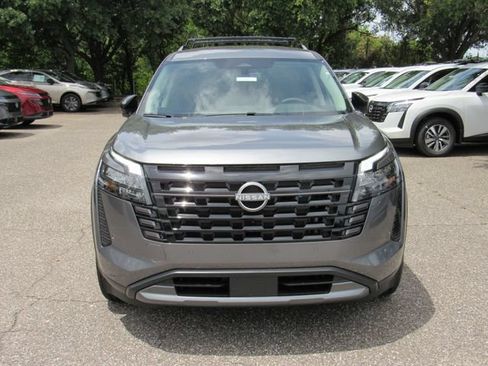 New 2026 Nissan Pathfinder SL FWD image 9