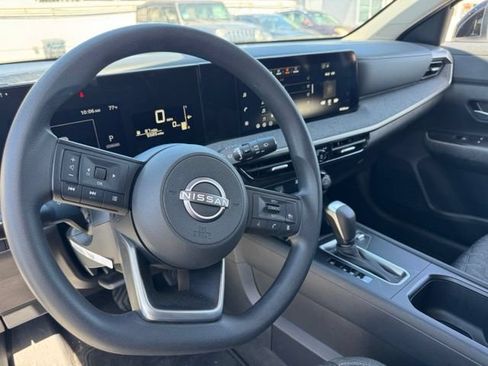 Used 2026 Nissan Kicks SV w/ Cold Weather Package AWD/4WD image 10