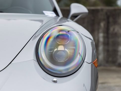 Certified 2017 Porsche 911 Carrera 4S image 16