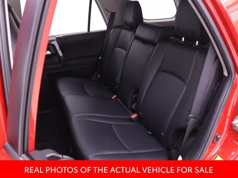 Certified 2024 Toyota 4Runner TRD Off-Road Premium AWD/4WD image 10