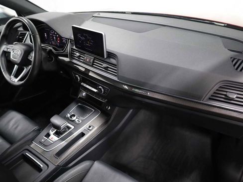 Used 2018 Audi SQ5 Prestige w/ Prestige Package image 7