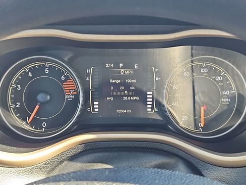 Used 2018 Jeep Cherokee Latitude image 15