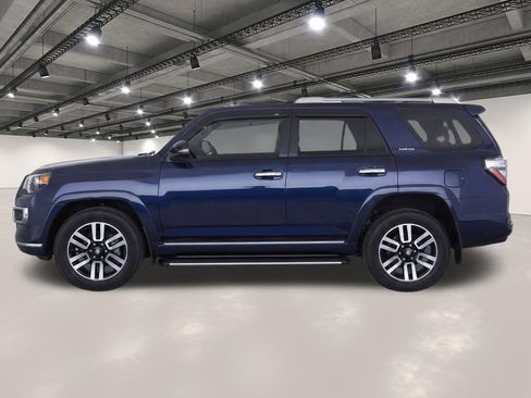 Used 2019 Toyota 4Runner Limited AWD/4WD image 6