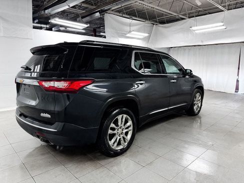 Used 2018 Chevrolet Traverse High Country w/ LPO, Floor Liner Package AWD/4WD image 5