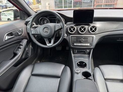 Used 2018 Mercedes-Benz GLA 250 image 7