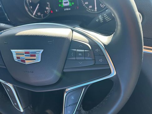 Used 2024 Cadillac XT5 Luxury image 21