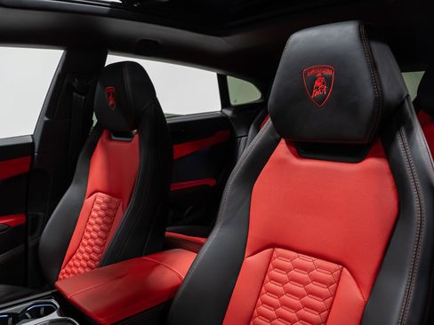 Used 2021 Lamborghini Urus $308K MSRP! image 44