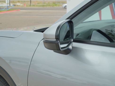 New 2027 Honda HR-V LX image 11